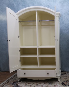 Armoire de Style Louis XV