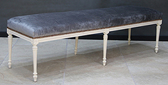 Banquette style Louis XVI élégante pour chambre LES MEUBLES DOBOIS