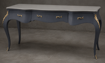 Bureau baroque avec bronzes dorés sur mesure