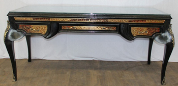 Bureau Boulle de style Louis XIV noir et rouge avec incrustations et décorations bronze – Meubles Dobois