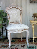Chaise baroque tapissée rouge profond LES MEUBLES DOBOIS
