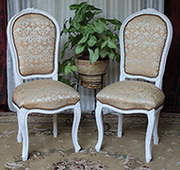 Chaise style Louis XV garniture traditionnelle tapissée Meubles Dobois