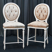 Chaise haute médaillon de bar avec accoudoirs Louis XVI Meubles Dobois
