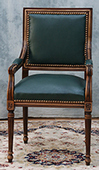 Chaise Jacob de style Louis XVI avec accoudoirs sculptés - Meubles DOBOIS