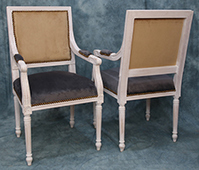 Chaise Jacob Louis XVI avec accoudoirs et dossier rembourré - Meubles DOBOIS