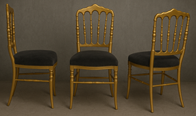 Chaise Napoléon III pour théâtre avec dossier sculpté et tissu élégant