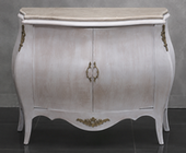 Commode de style Louis XV laquée blanc cérusé plateau marbre