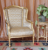 Fauteuil bergère 3 pans à oreilles de style Louis XVI baroque - Meubles DOBOIS
