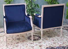 Fauteuil gris souris style Louis XVI - Meubles DOBOIS
