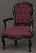 Chaise avec accoudoirs cabriolet de style Louis XV - LES MEUBLES DOBOIS