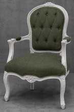 Fauteuil cabriolet style Louis XV fabriqué sur mesure - LES MEUBLES DOBOIS