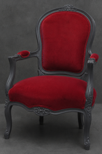 Fauteuil cabriolet avec structure en bois sculpté - LES MEUBLES DOBOIS