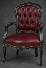 Fauteuil cabriolet artisanal en bois de style Louis XV - LES MEUBLES DOBOIS