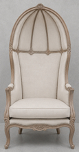 Fauteuil Carrosse baroque beige avec bois patiné