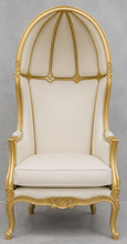 Fauteuil Carrosse baroque doré avec tissu ivoire