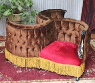 Fauteuil indiscret 3 places style Louis XVI lignes droites classiques MEUBLES DOBOIS