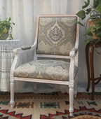 Fauteuil Jacob Louis XVI avec accoudoirs sculptés - Meubles DOBOIS