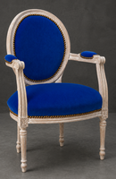 Chaise avec accoudoirs Médaillon STYLE LOUIS XVI - LES MEUBLES DOBOIS