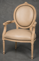 Fauteuil Médaillon Fleurette à dossier ovale STYLE LOUIS XVI - LES MEUBLES DOBOIS