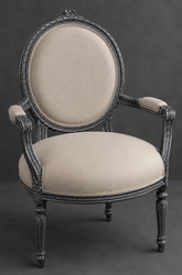 Grand fauteuil Médaillon baroque, cuir rouge capitonné et bois crème – LES MEUBLES DOBOIS