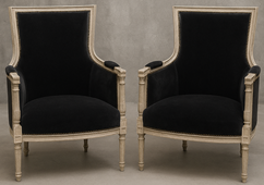 Fauteuil Empire en velours mauve et bois cérusé - Meubles DOBOIS