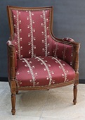 Fauteuil style Empire en velours rouge bordeaux avec bois sculpté - Meubles DOBOIS
