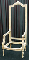 Petit Fauteuil Trône de Style Baroque doré - Meubles Dobois