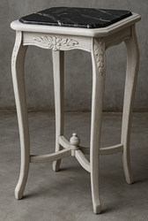 Guéridon Louis XV en bois massif doré avec dessus en marbre noir - Meubles Dobois