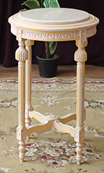 Guéridon style Louis XVI élégant avec dessus en marbre blanc et piétement en bois doré - Meubles Dobois