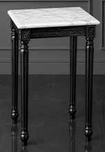 Guéridon carré Louis XVI bout de canapé