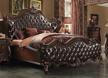 lit de style baroque en chene et cuir marron