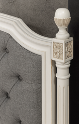 détail sculpture pied de lit Louis XVI Meubles Dobois
