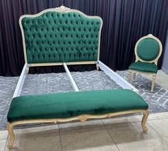 lit cabriolet style Louis XV raffiné Meubles Dobois
