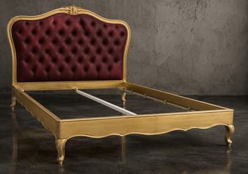 Chambre avec lit baroque de style Louis XV - Meubles Dobois