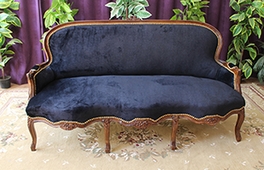Salon cabriolet gondole style Louis XV en velours bleu nuit – MEUBLES DOBOIS