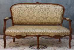 Salon cabriolet style Louis XV en finition acajou foncé – MEUBLES DOBOIS