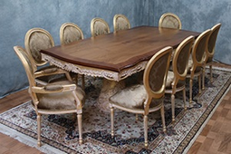 Table de repas baroque rectangulaire en bois à 2 pieds centraux décorés – LES MEUBLES DOBOIS
