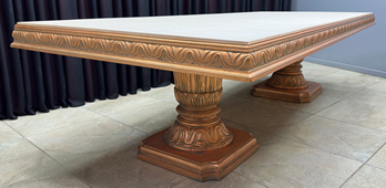 Table de repas romaine de style baroque en chêne foncé avec deux pieds centraux sculptés - LES MEUBLES DOBOIS