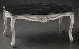 Table basse de salon Louis XV en hêtre brut avec plateau en marbre Galal blanc beige - LES MEUBLES DOBOIS