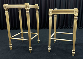Tabouret de bar style Louis XVI traditionnel LES MEUBLES DOBOIS