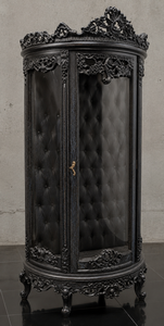 Vitrine demi-lune baroque noire avec intérieur capitonné noir