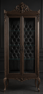 Vitrine baroque brun foncé avec intérieur capitonné noir